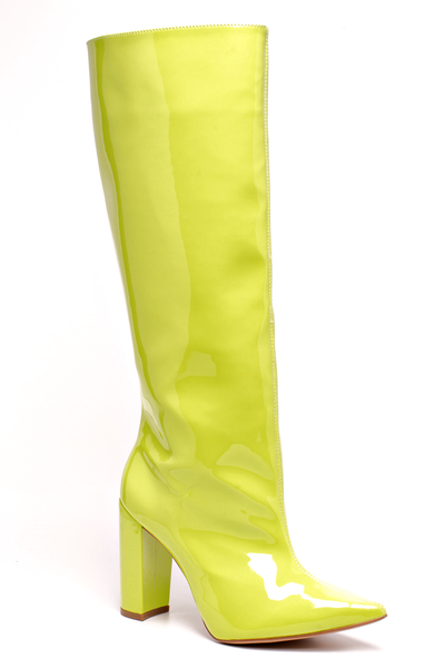 GUACAMOLE Kniehohe Lackstiefel in leuchtendem Limettengrün Blockabsatz